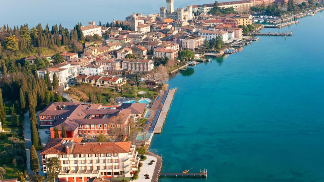 Апартаменты Gardasee Sirmione 1 Экстерьер фото