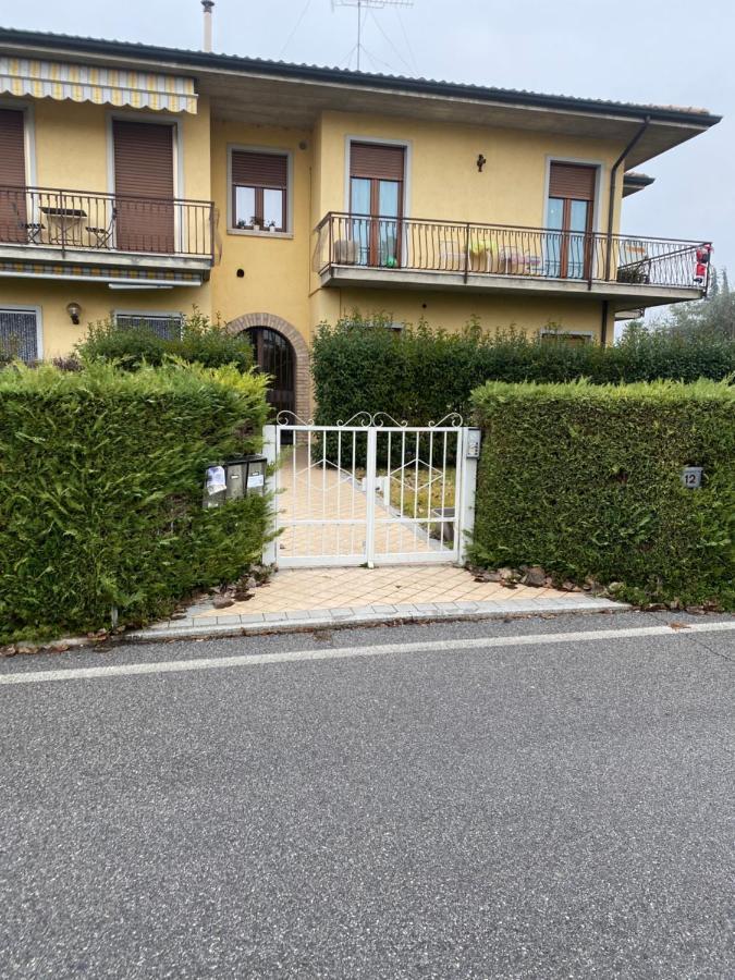 Апартаменты Gardasee Sirmione 1 Экстерьер фото